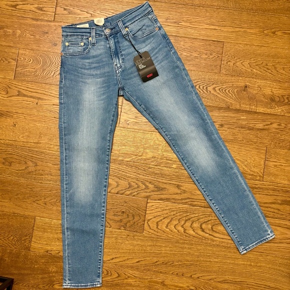 Levi’s Premium 512 Slim Taper Jeans - Picture 6 of 12